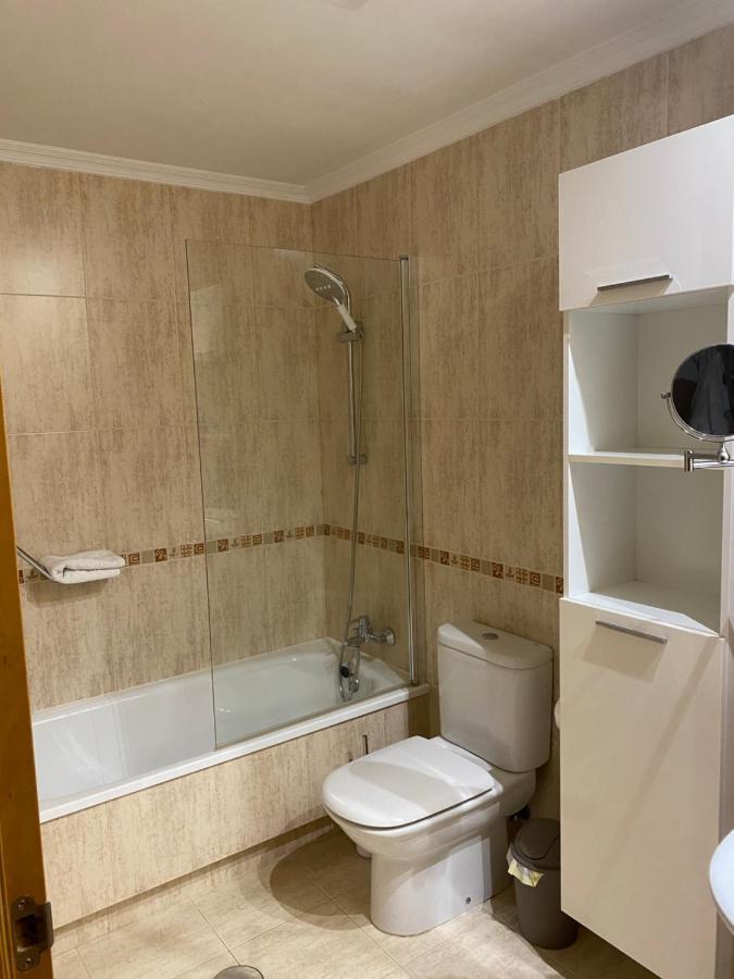 Apartamento Con Vistas Al Mar, Piscina Y Parking Apartment Sanxenxo Ngoại thất bức ảnh